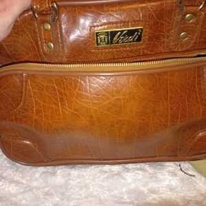 Vintage Verdi "Carry on"